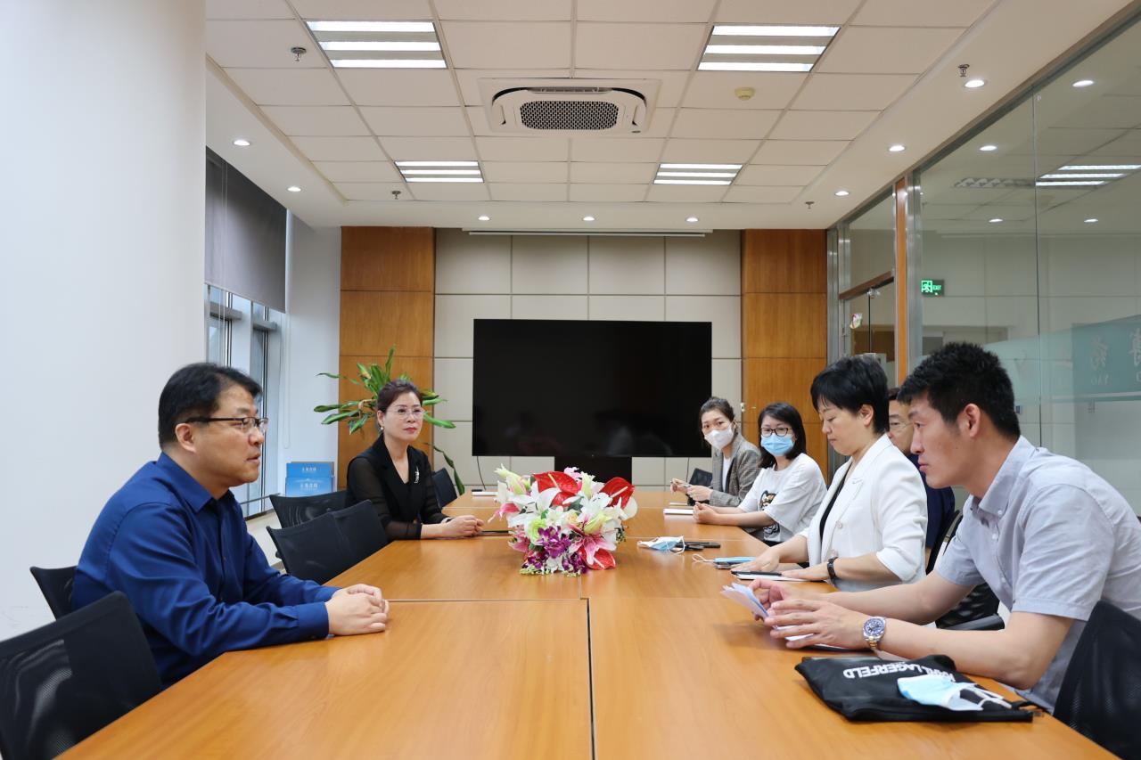 政企聯合 共克時艱 ——市醫保局領導走訪友搏藥業